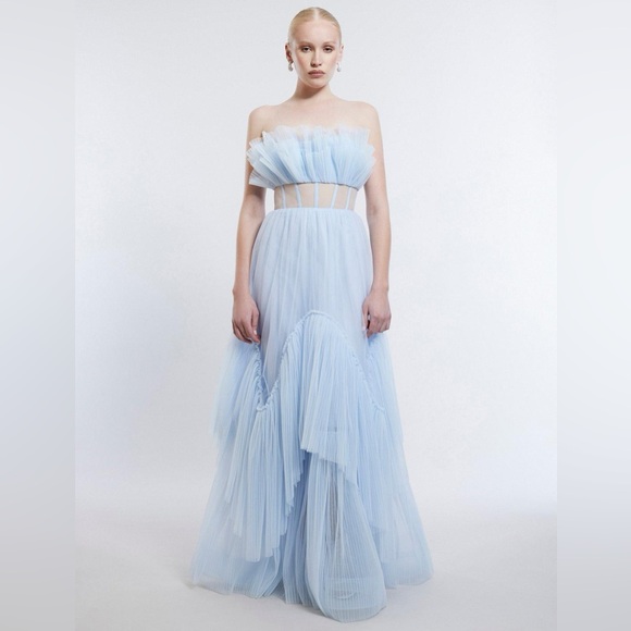 BCBG Jeanne Strapless Tulle Gown - Picture 4 of 7